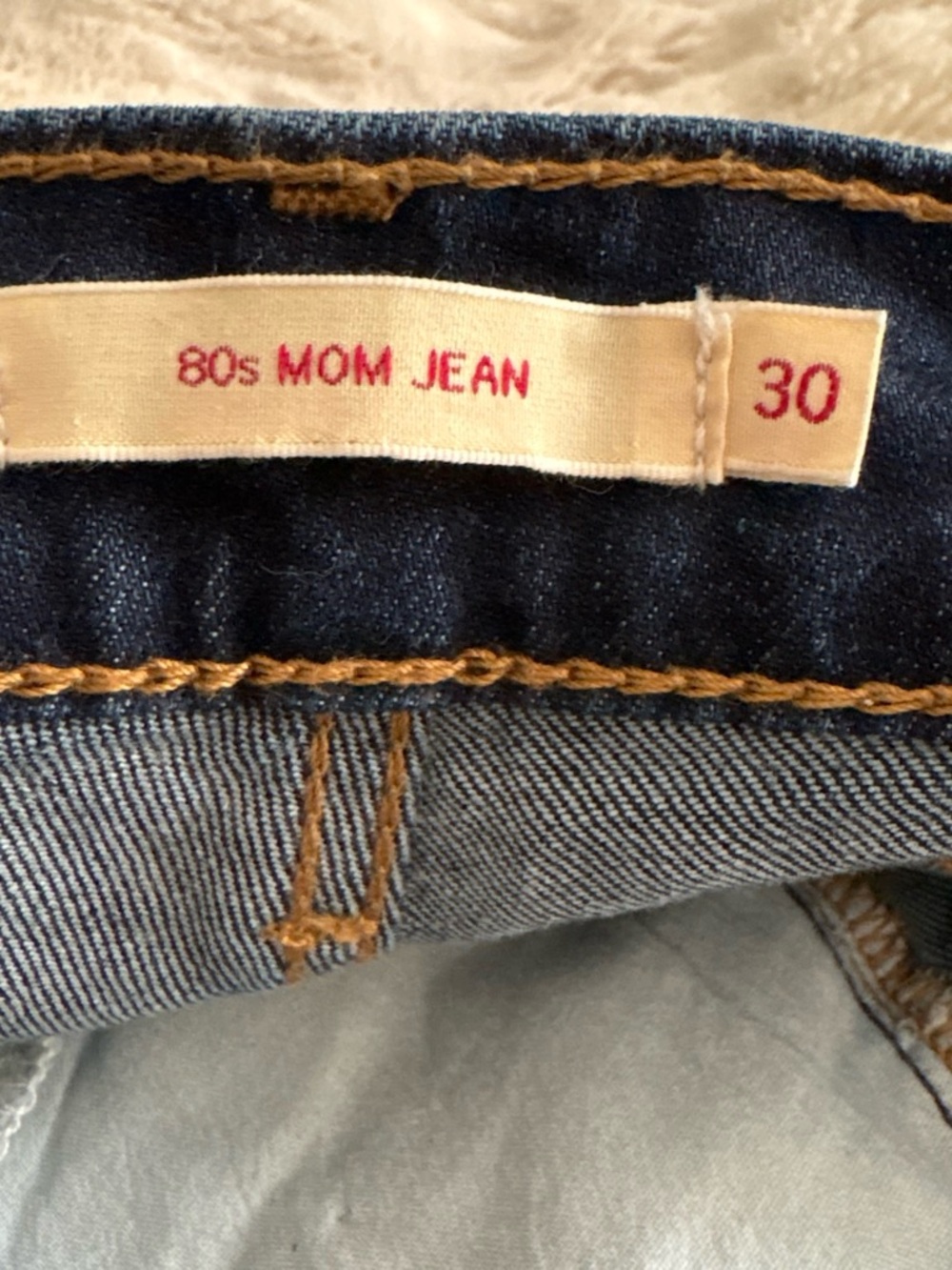 Levi’s 80s mom jean high-rise dark wash ankle tapered 30x28 EUC - Picture 6 of 6